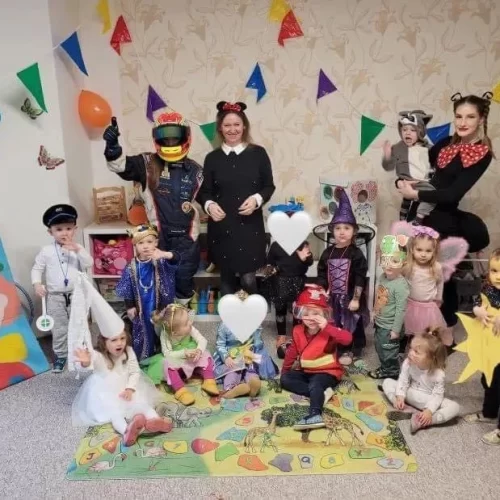 Dětský karneval v kostýmech